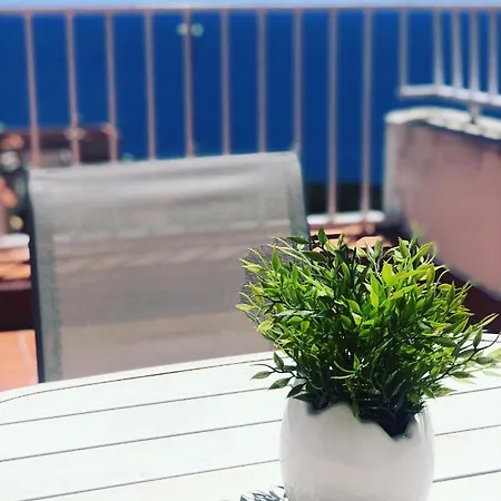 Apartment Sunandbed Atico Faro *