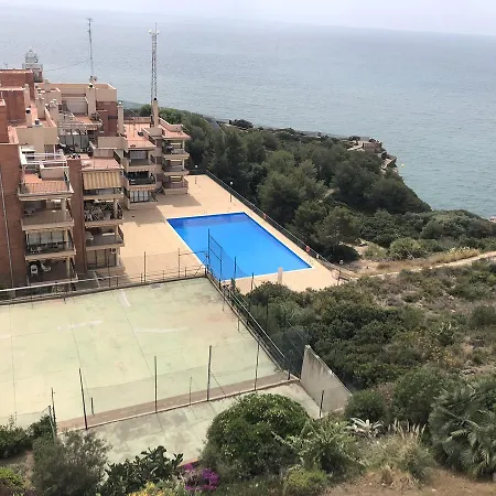 Sunandbed Atico Faro Apartment *
