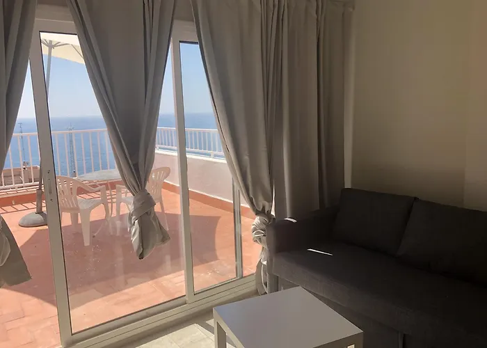 Apartmán Sunandbed Atico Faro
